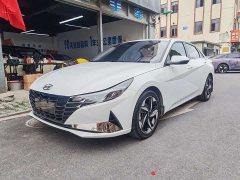 Hyundai Elantra 1.5L CVT Luxury - photo 1