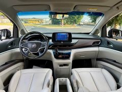 Buick GL8 Land Official Business Class 652T Comfort Edition - фото 10