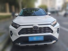 Toyota RAV4 2.0L CVT FWD Fashion Plus - photo 2
