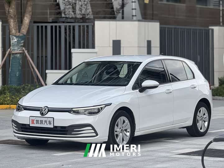 Volkswagen Golf 200TSI DSG Pro - ავტომობილი ჩინეთიდან