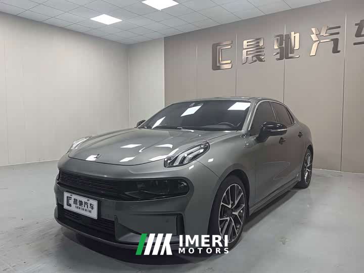 Lynk & Co 03 2.0T Diesel DCT Pro
