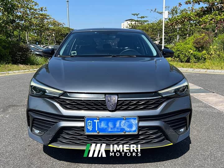 SAIC MG i5 1.5L CVT Diamond Edition