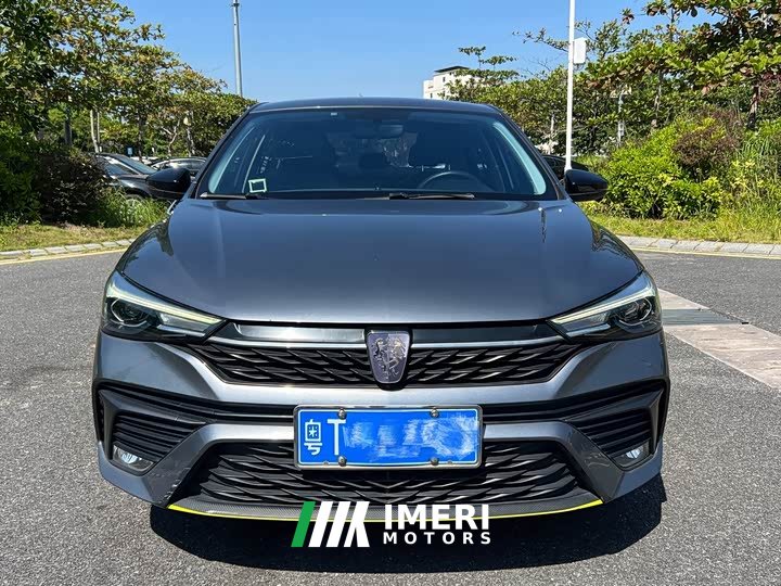 SAIC MG i5 1.5L CVT Diamond Edition - car from China