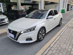 Nissan Teana 2.0L XL Comfort - фото 1