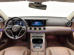 Mercedes-Benz E-Class Facelift E 300 L Luxury - ფოტო 10