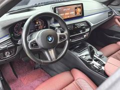 BMW 5 Series 530Li Luxury M Sport Package - ფოტო 6