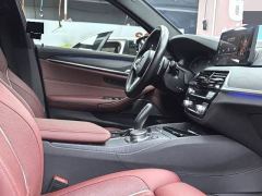 BMW 5 Series 530Li Luxury M Sport Package - ფოტო 7