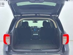Ford Explorer EcoBoost 285 AWD Titanium 6-Seater - photo 17
