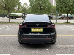 Tesla Model Y Standard Range RWD - ფოტო 5