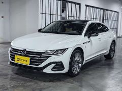 Volkswagen CC 380TSI Eye-Catching Edition - photo 1