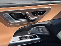 Mercedes-Benz E-Class Facelift E 300 L Luxury - ფოტო 6