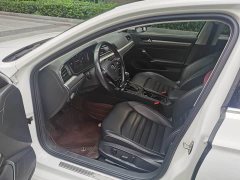 Volkswagen Lingdu 280TSI DSG Comfort Edition - photo 3