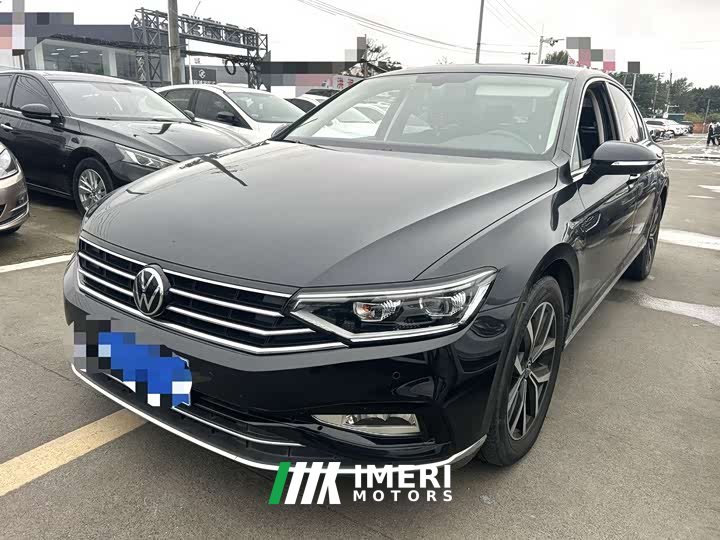 Volkswagen Magotan 330TSI DSG Advance - car from China
