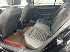 Volkswagen Magotan 330TSI DSG Advance - photo 9