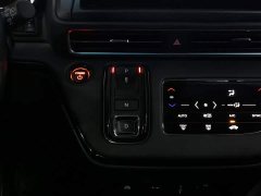 Honda Odyssey 2.0L e:HEV Luxury - ფოტო 13