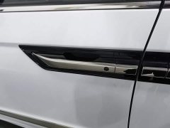 Honda Odyssey 2.0L e:HEV Luxury - ფოტო 18
