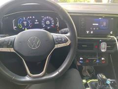 Volkswagen Taos GTE Plug-in Hybrid Taos GTE 1.4T Luxury - фото 5