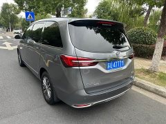 Buick GL8 Land Business Class 652T Luxury - фото 18