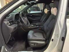 Toyota Crown Venza 2.5L HEV AWD Premium - ფოტო 7
