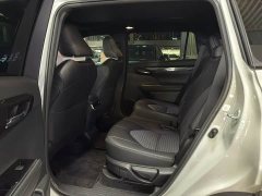 Toyota Crown Venza 2.5L HEV AWD Premium - ფოტო 8