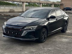 Dongfeng Yixuan MAX 1.5T Midnight Dawn Edition - ფოტო 1