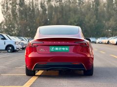 Tesla Model Y Rear-Wheel Drive - ფოტო 5