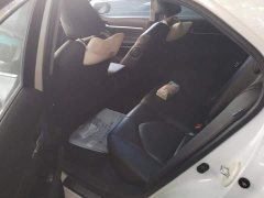 Toyota Camry 2.0G Luxury - photo 11