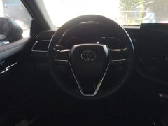 Toyota Camry 2.0G Luxury - photo 15