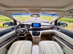 Buick GL8 Land Business Class Comfort Edition - фото 7