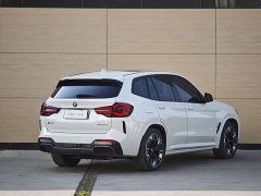 BMW iX3 Premier - ფოტო 5