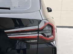 BMW iX3 sDrive40 Premier - ფოტო 18