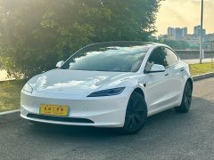 Tesla Model 3 Long Range All-Wheel Drive - фото 1