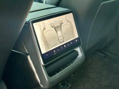 Tesla Model 3 Long Range All-Wheel Drive - фото 13