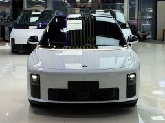 Li Auto i6 Two-wheel drive standard version - photo 2