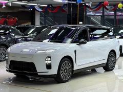 NIO ES8 Six-Seat Executive Luxury Edition - фото 1