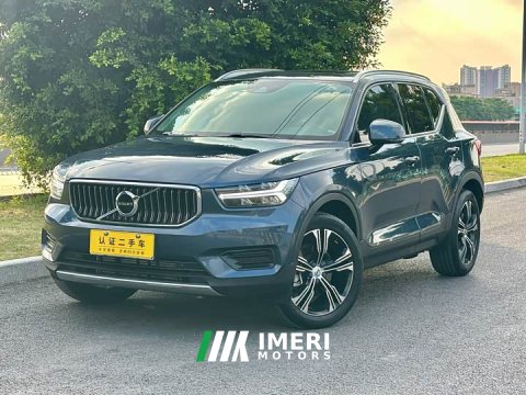 2022 Volvo XC40 T4 AWD Smart Remote Luxury Edition - автомобиль из Китая