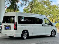 Toyota HIACE 3.5L Automatic 7-Seater - фото 17