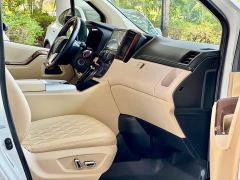 Toyota HIACE 3.5L Automatic 7-Seater - фото 5