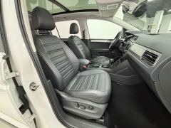 Volkswagen Touran L 280TSI DSG Boundary-Crossing Luxury Edition 6-seater - фото 10