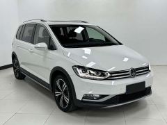 Volkswagen Touran L 280TSI DSG Boundary-Crossing Luxury Edition 6-seater - фото 3