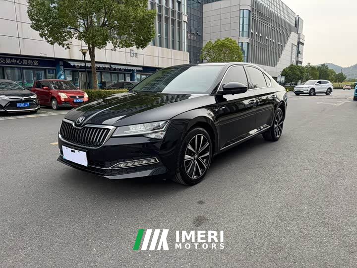 Skoda Superb TSI280 DSG Prestige - ავტომობილი ჩინეთიდან
