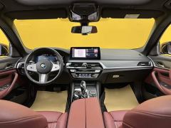 BMW 5 Series Facelift 530Li Luxury M Sport Package - ფოტო 11