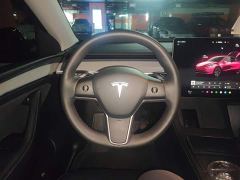 Tesla Model Y Rear-Wheel Drive - ფოტო 11