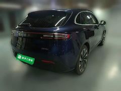 AITO M5 Extended Range AWD Performance - ფოტო 6