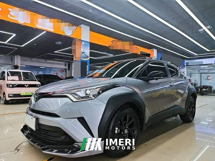 Toyota Yize IZOA 2.0L Yichi SPORT