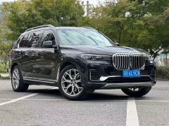 BMW X7 xDrive40i Premier Luxury Package - ფოტო 1