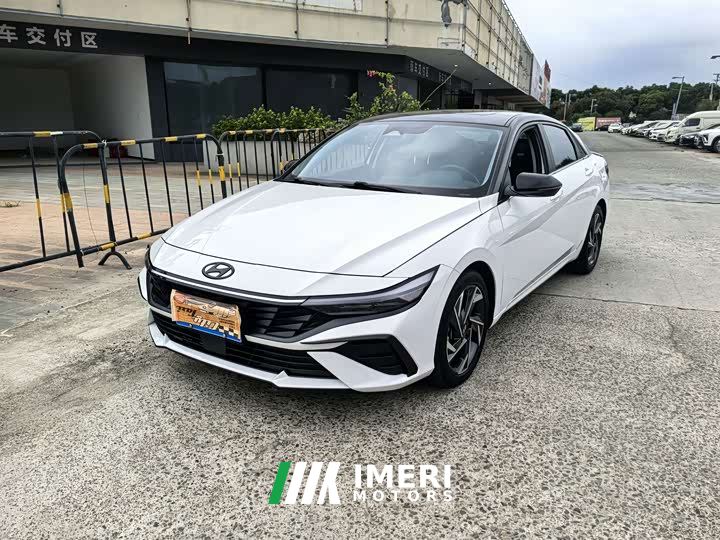 Hyundai Elantra 1.5L CVT GLX Elite - автомобиль из Китая