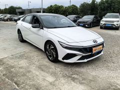 Hyundai Elantra 1.5L CVT GLX Elite - фото 3