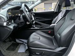 Hyundai Elantra 1.5L CVT GLX Elite - фото 5