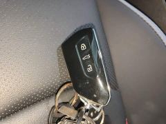 Volkswagen Lingdu L 280TSI DSG Dazzling Red Edition - photo 16